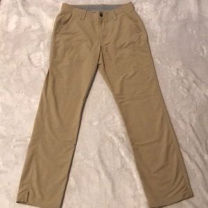 Mens 32/32 under armour golf pants